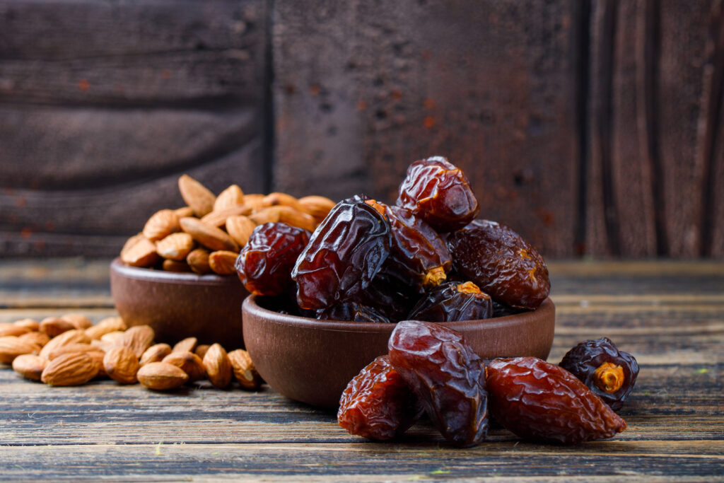 arap hurması odun kasada odun masada
