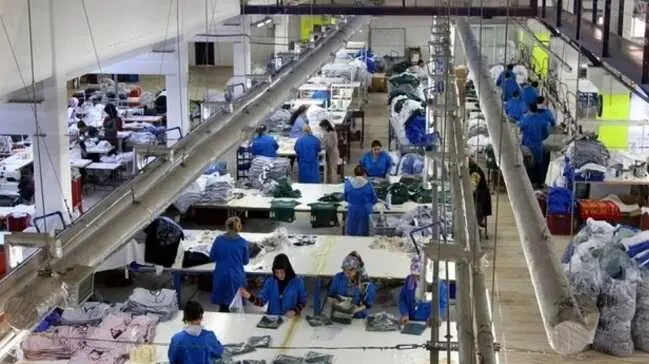 القطاعات المشمولة حين تركيا تعفي الأجانب الخاضعين للحماية المؤقتة من إذن العمل